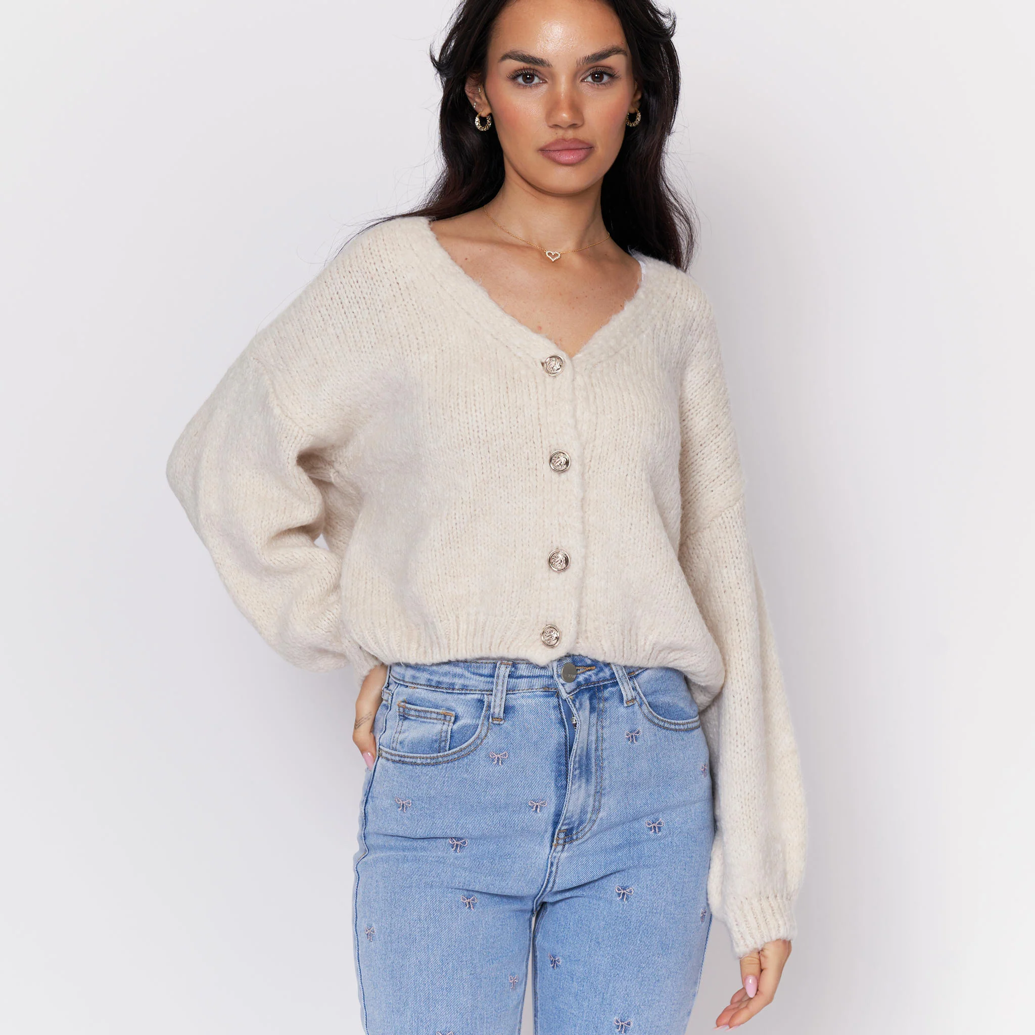 CozyGlam Oversize V-Cardigan Short - Image 38