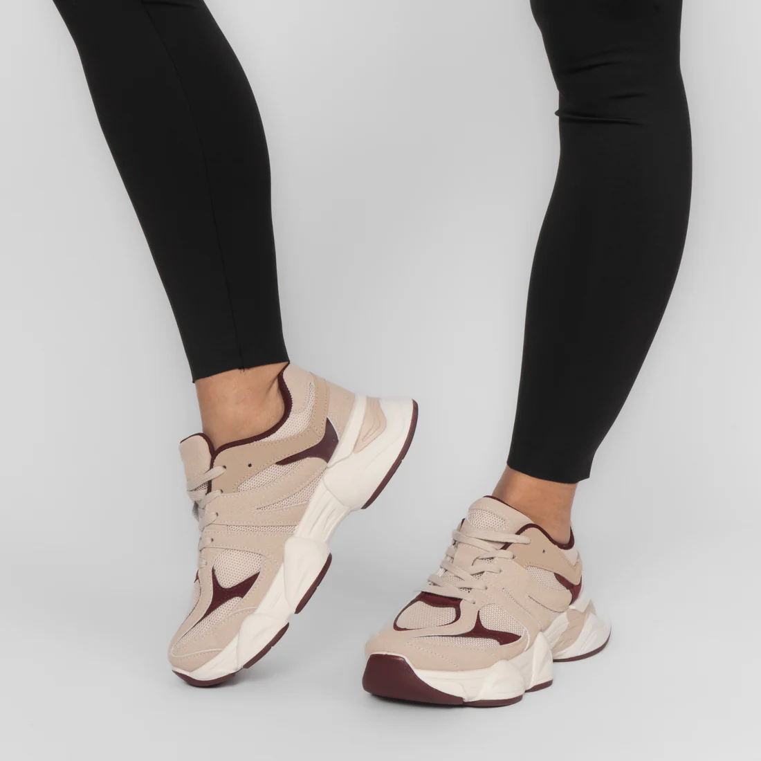 Essential Chunky Sneaker - Image 10