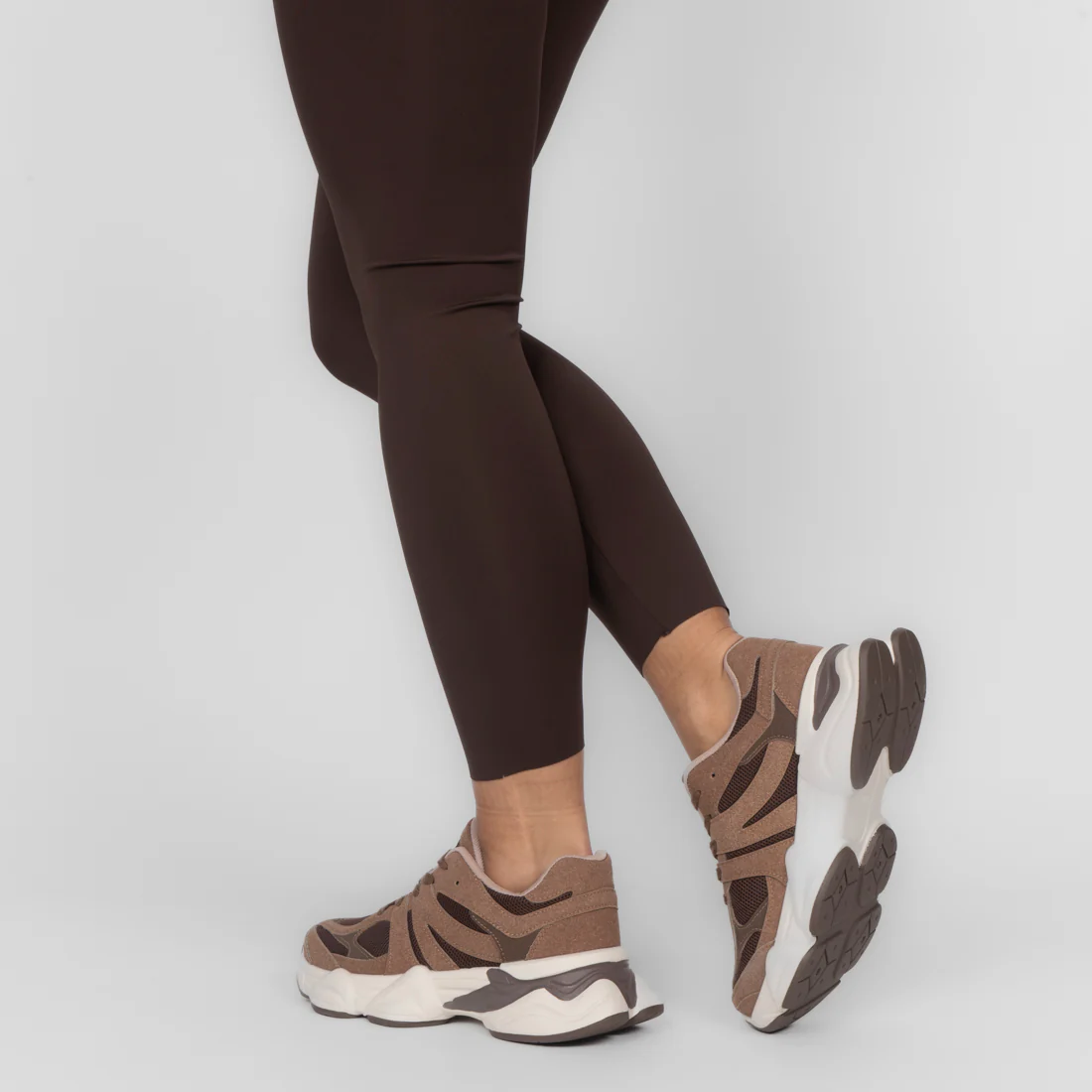 Essential Chunky Sneaker - Image 7