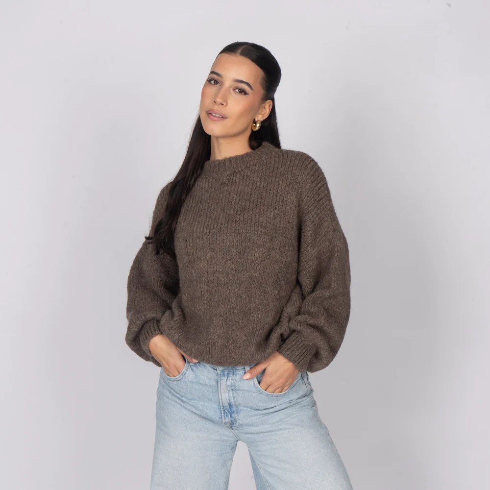 Essential Oversize Knit - Image 10