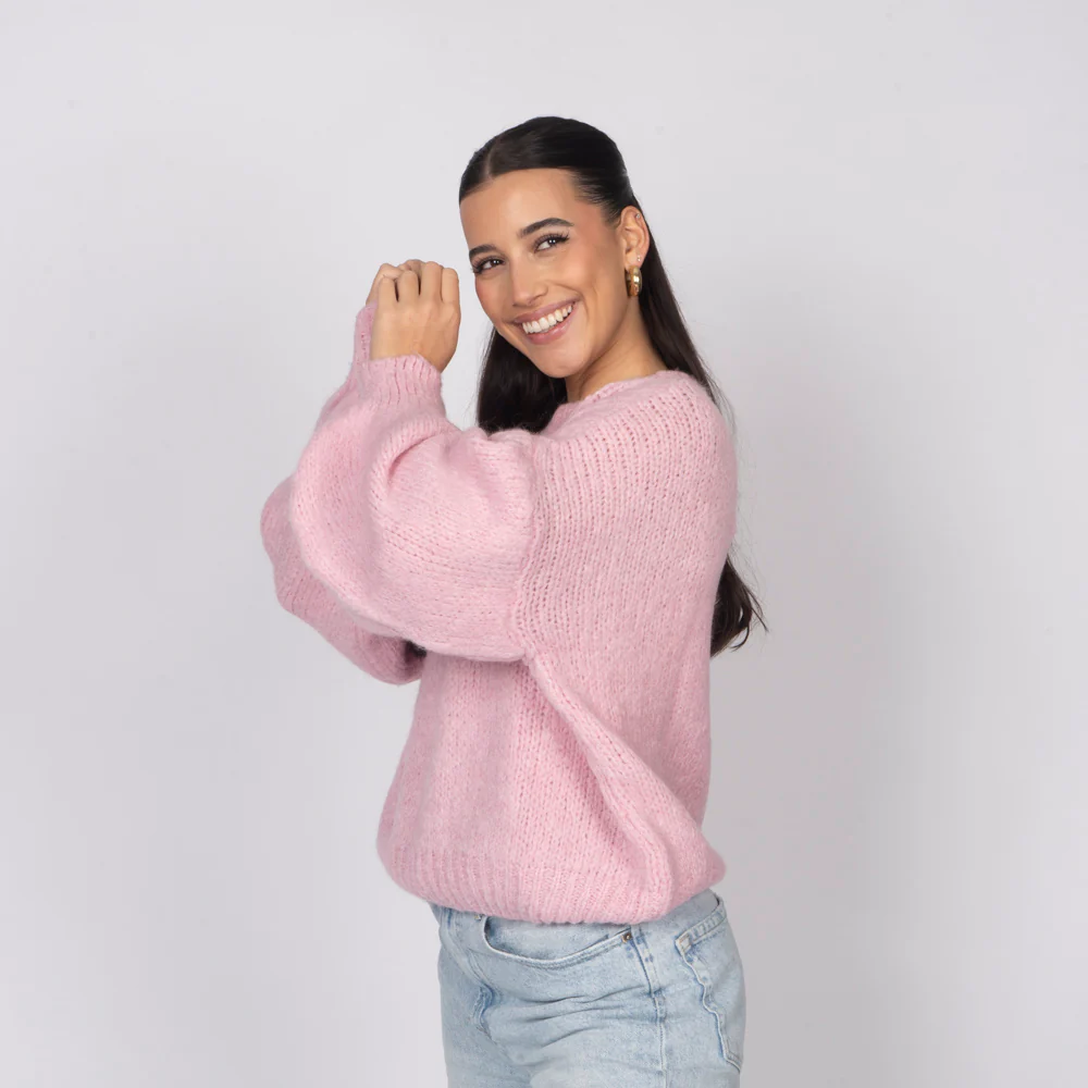 Essential Oversize Knit - Image 4