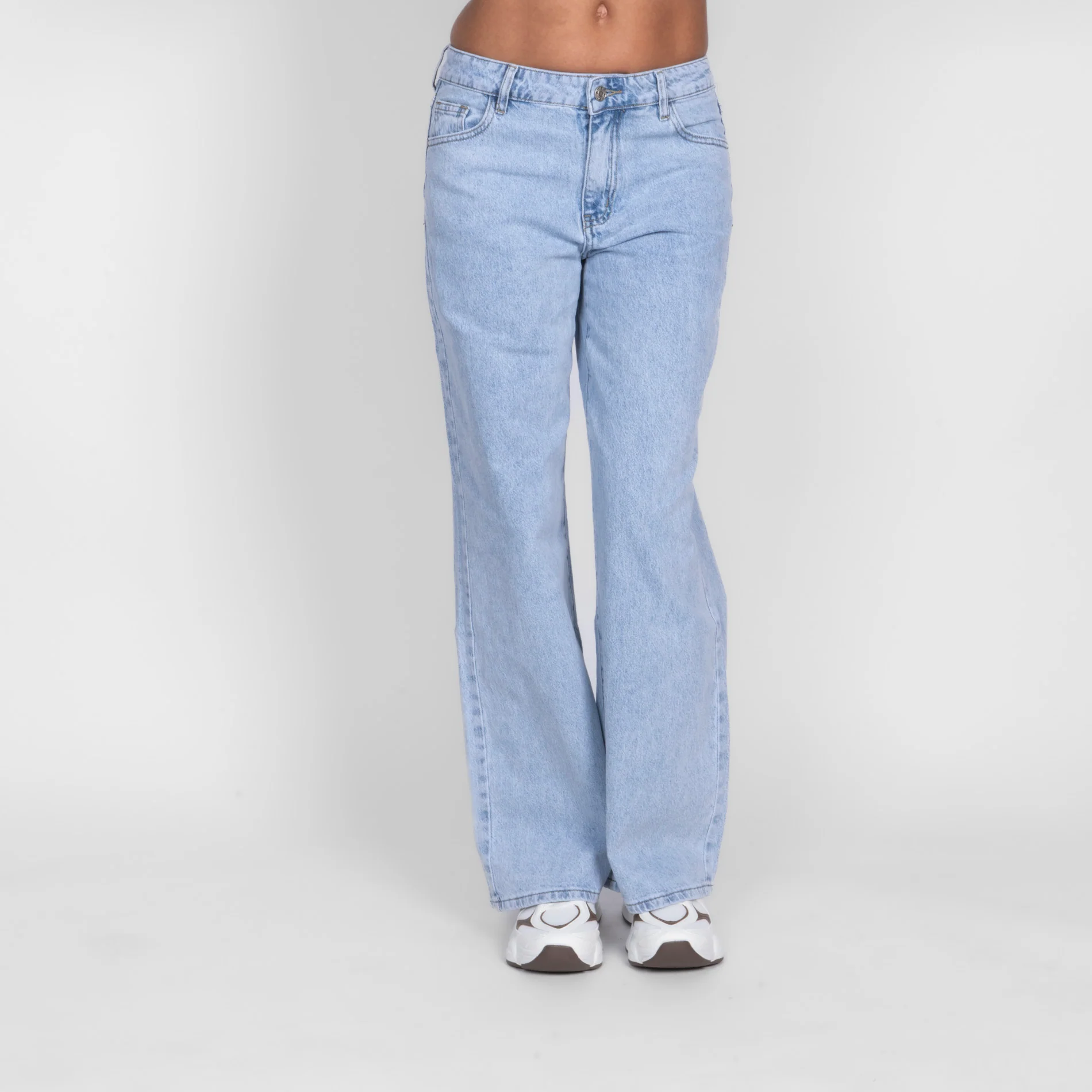Essential Straight Leg Jeans - Image 4