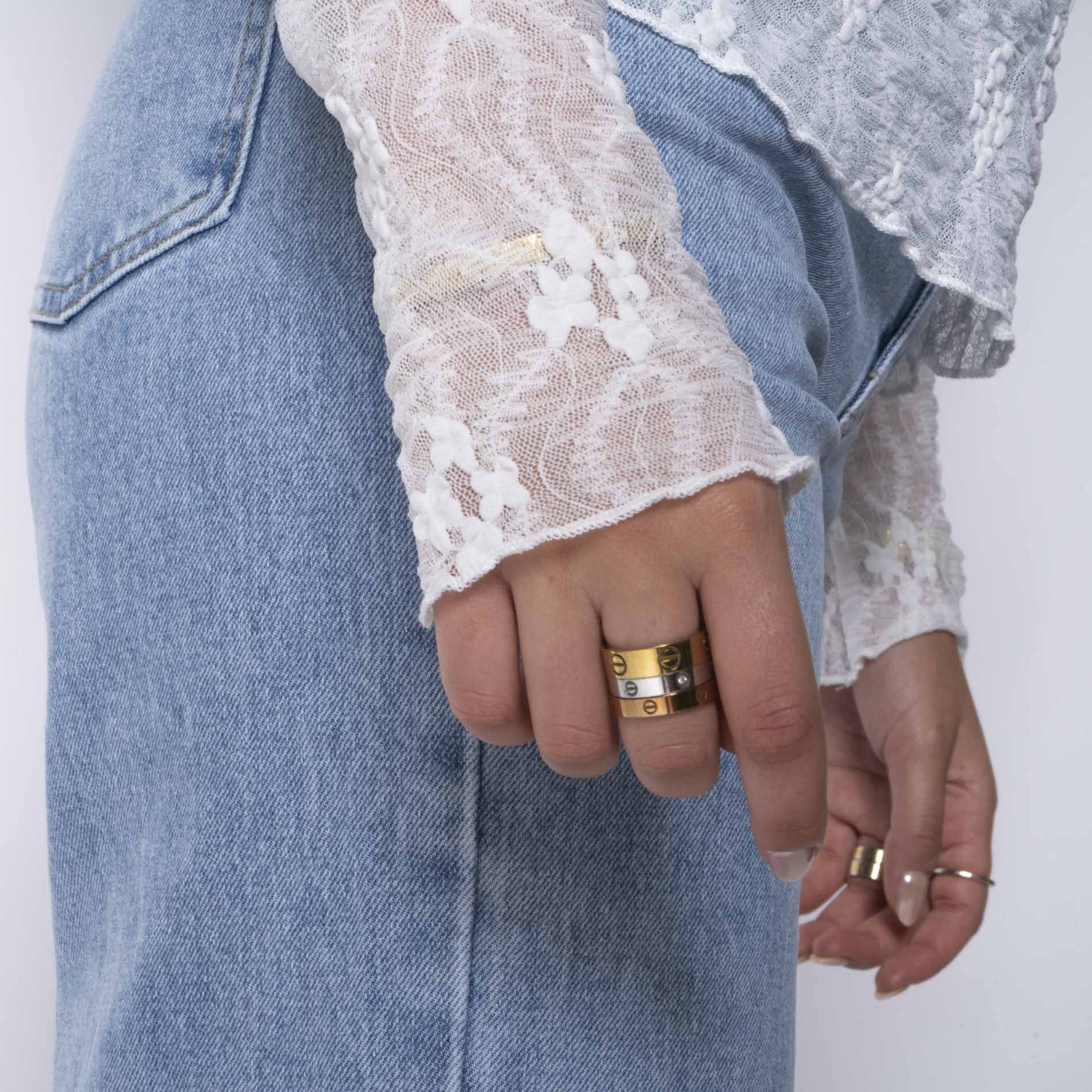 Floral Lace Longsleeve - Image 4