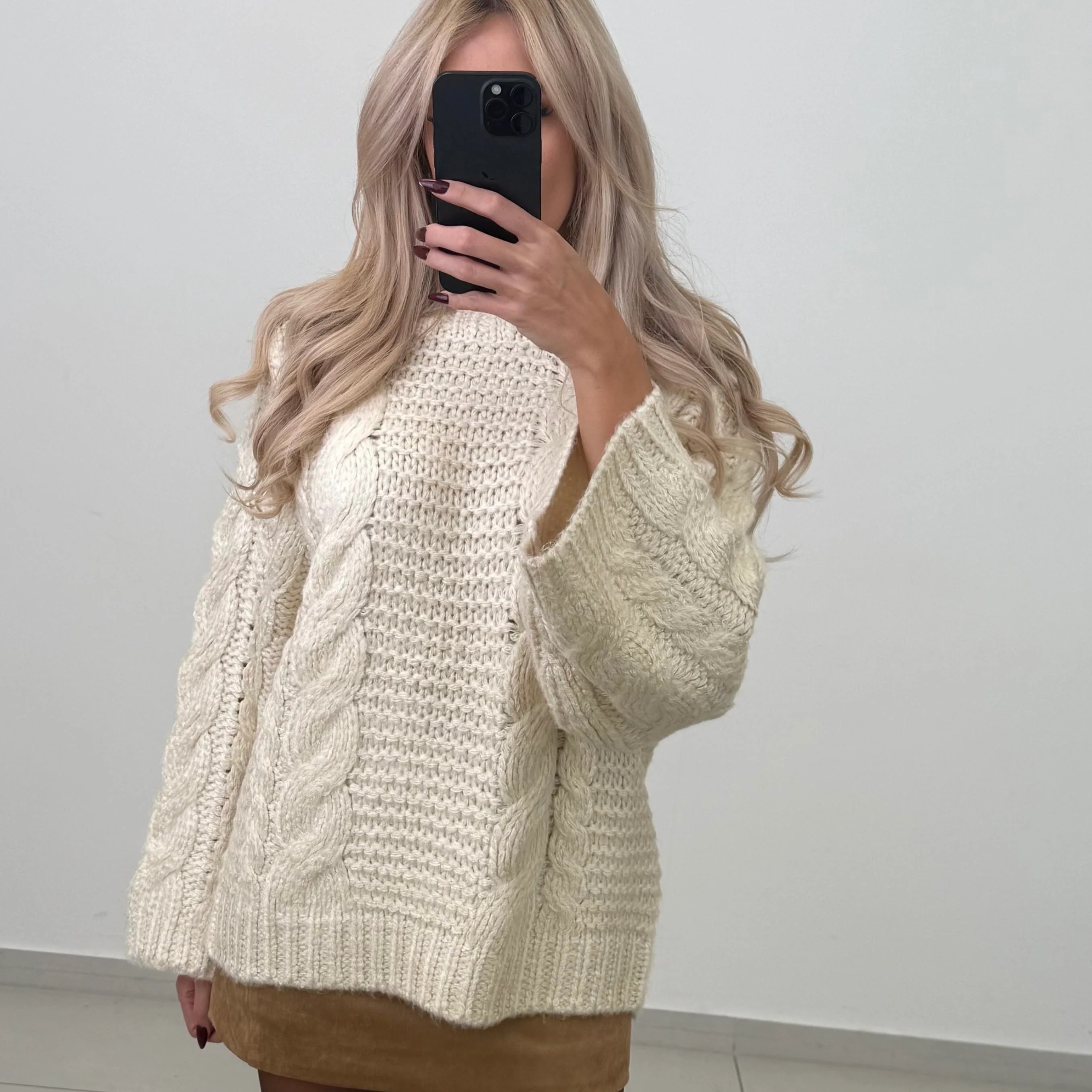 Handmade Zopfmuster Pullover - Image 5