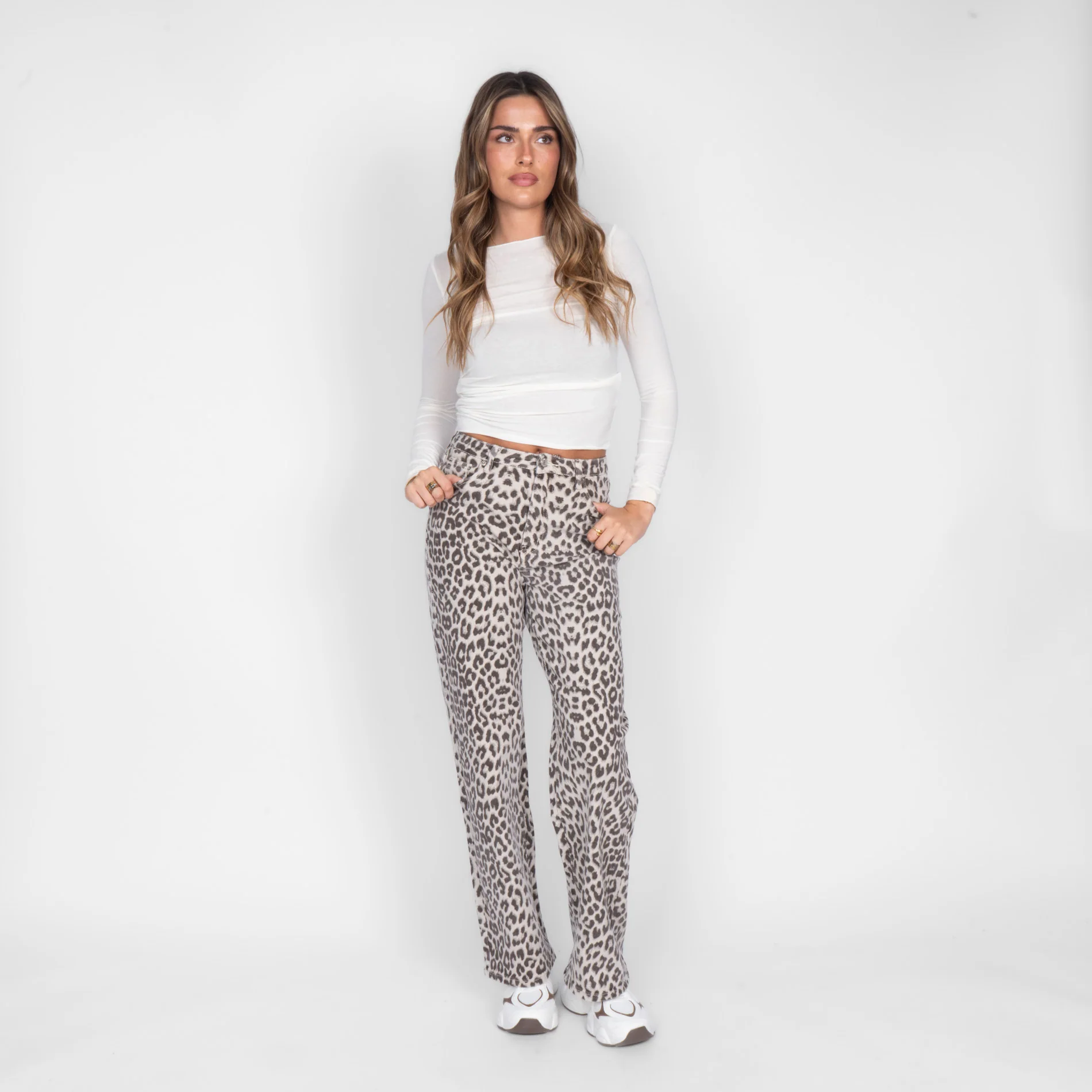 Leo Straight Jeans - Image 2