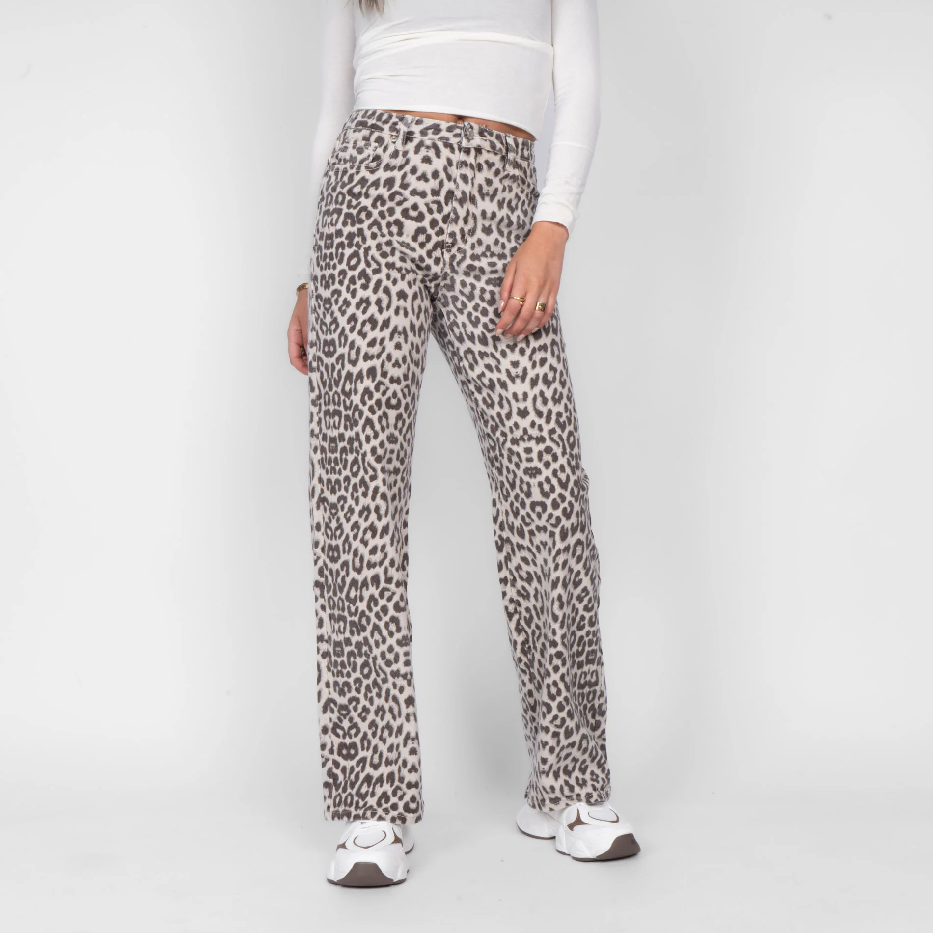 Leo Straight Jeans - Image 5