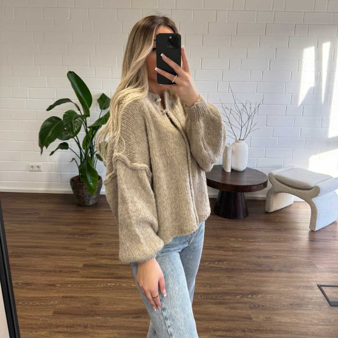Oversized Cardigan Short "CozyGlam" - Image 64