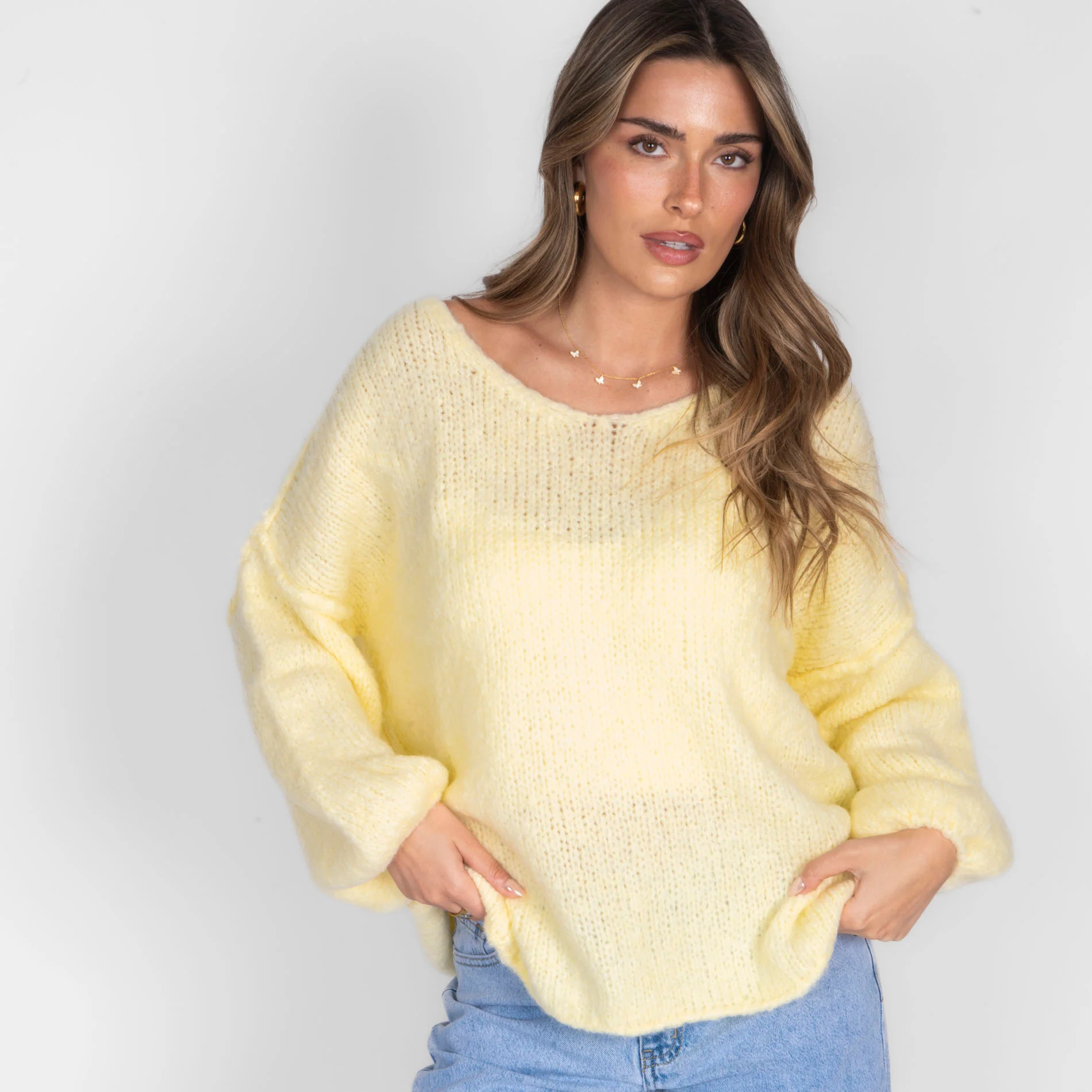 Oversized V-Neck Pullover - Image 15