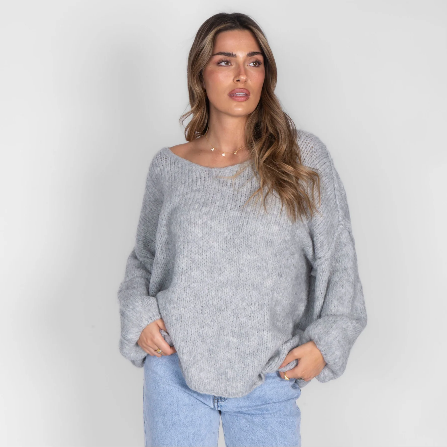 Oversized V-Neck Pullover - Image 19