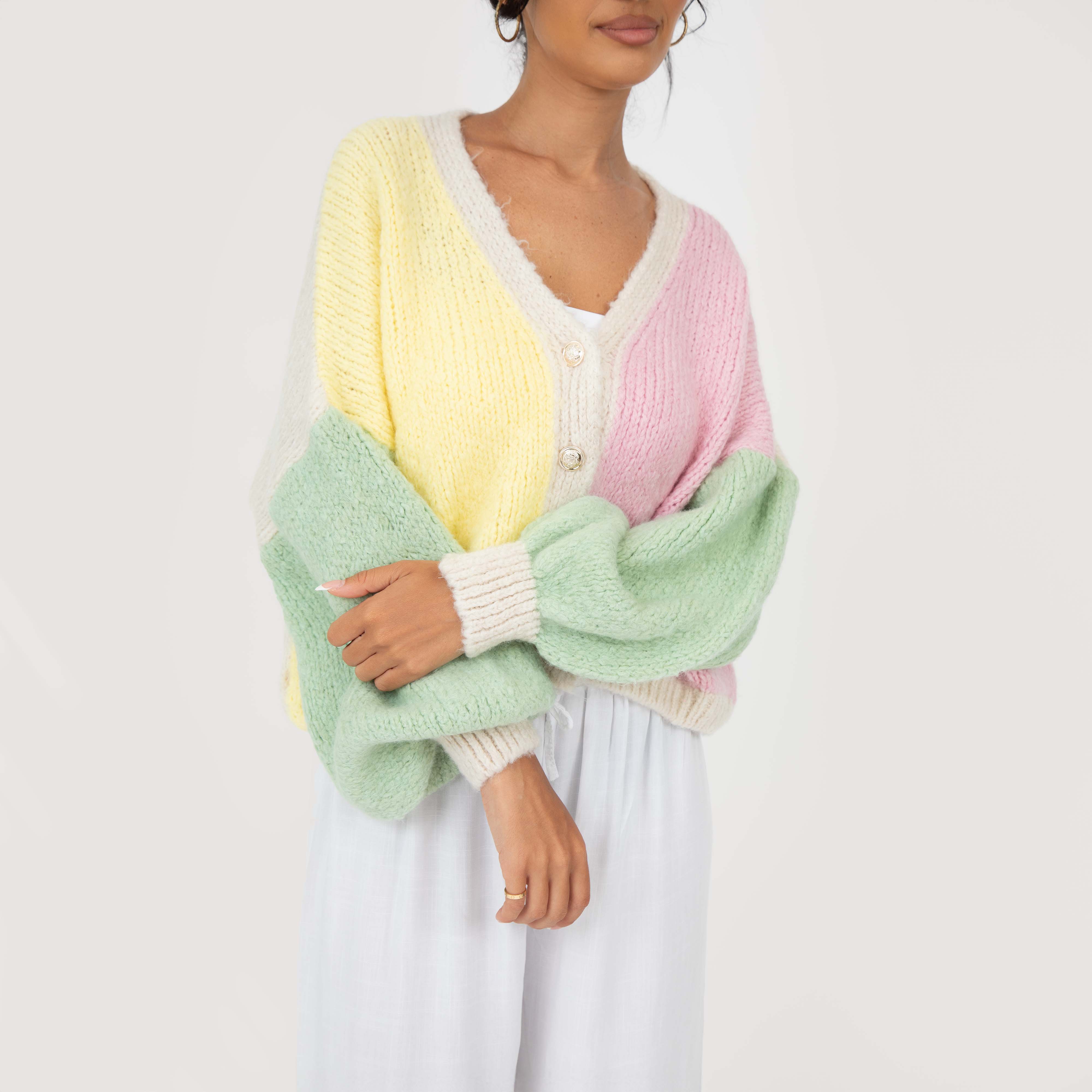 Pastell Velvet Oversized Cardigan - Image 11