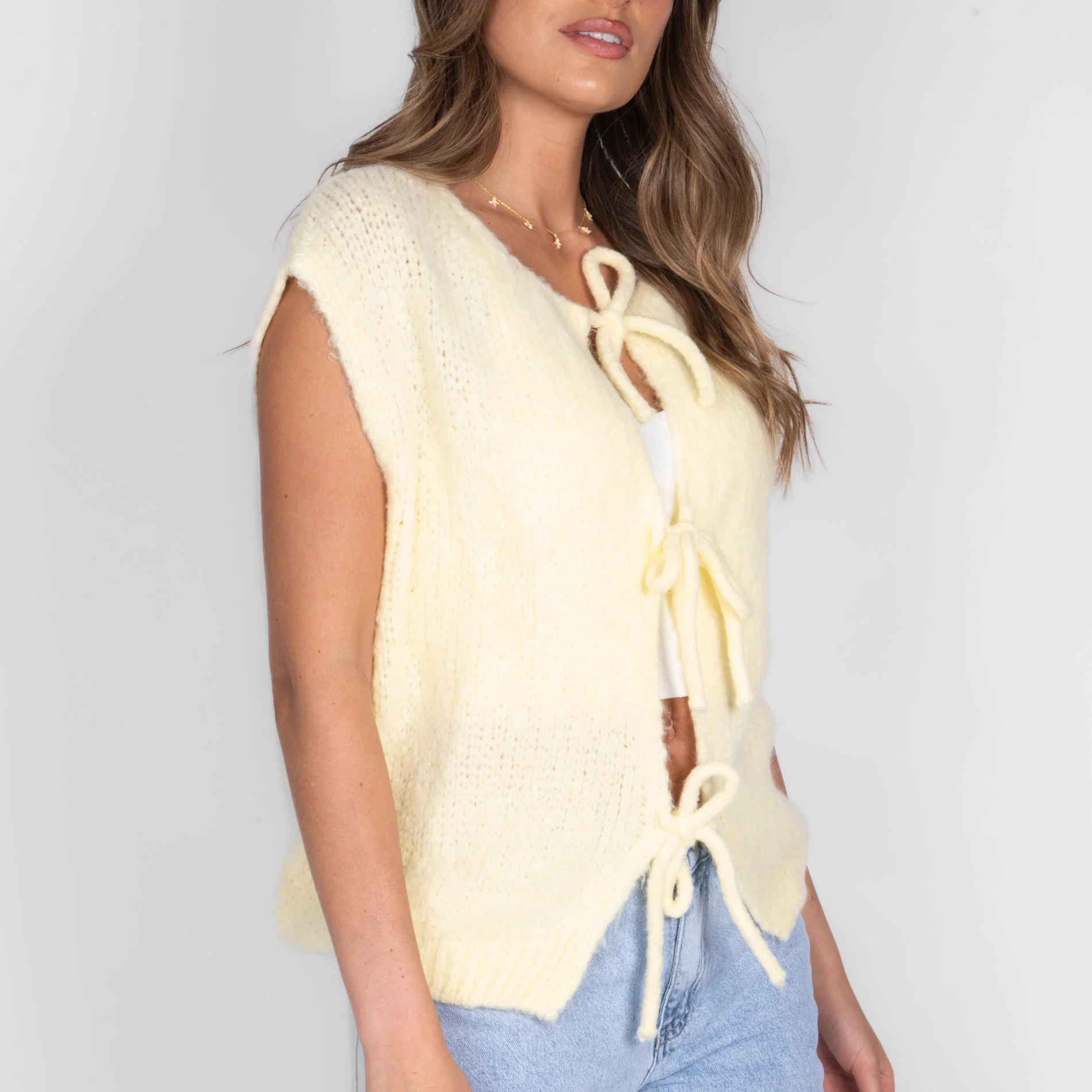 Strickweste mit Schleifen - Image 16