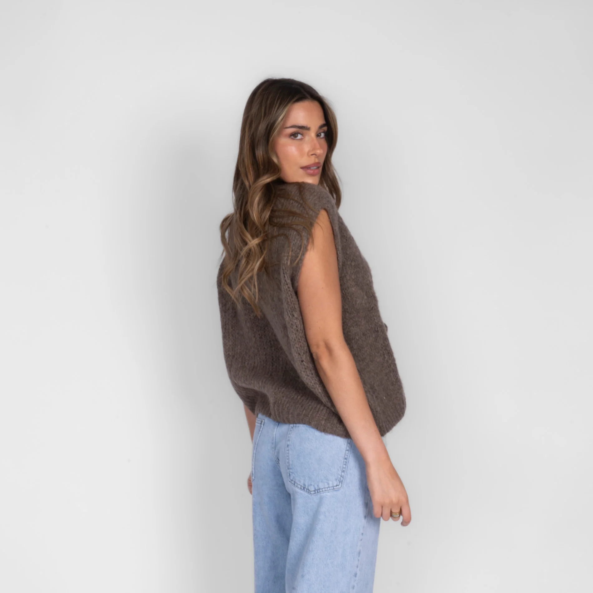 Strickweste mit Schleifen - Image 9