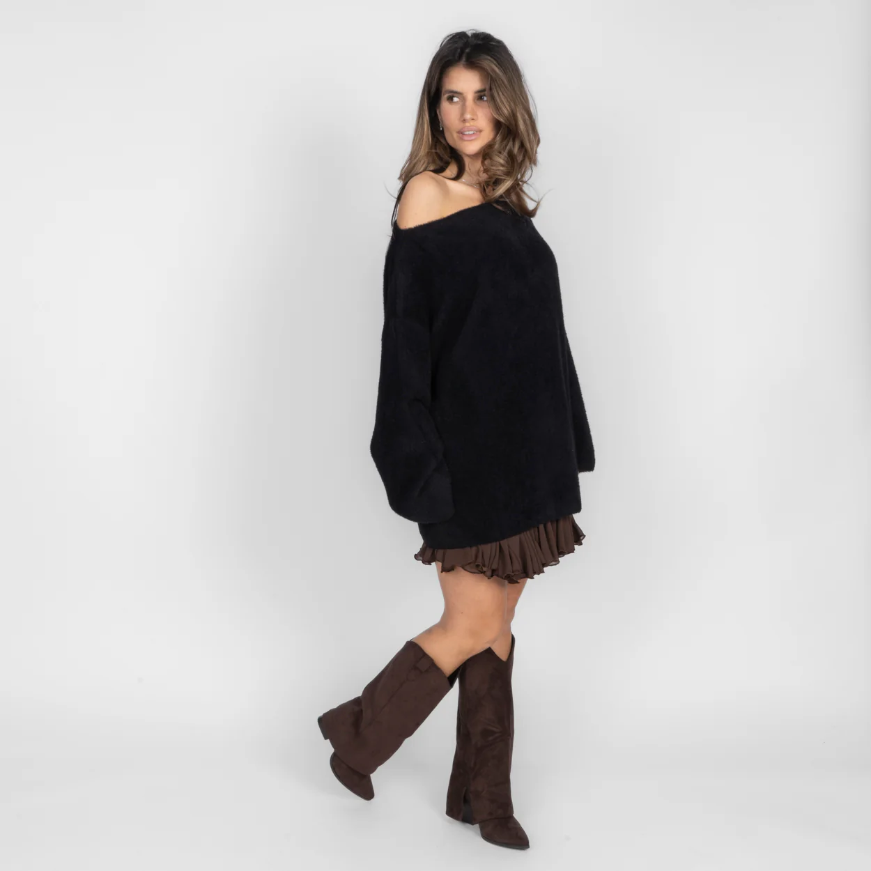Ultra-Soft Everyday Off Shoulder Pullover - Image 30