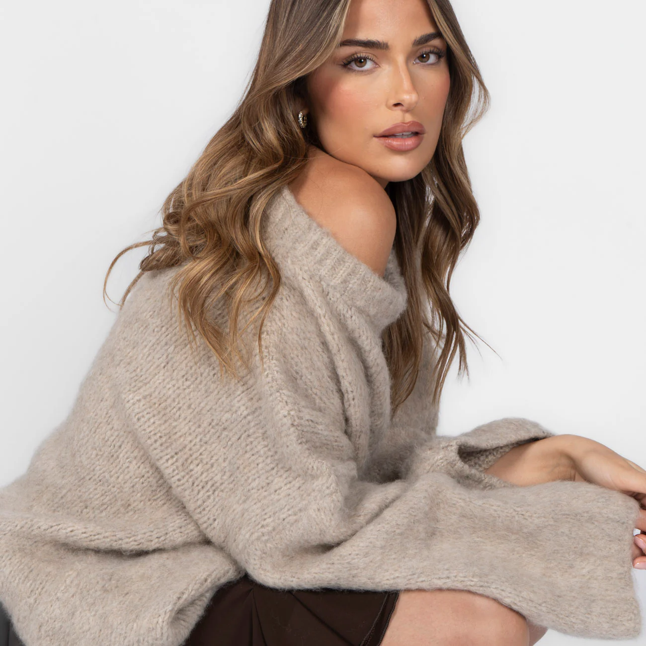 Ultra-Soft Off-Shoulder Knit - Image 31